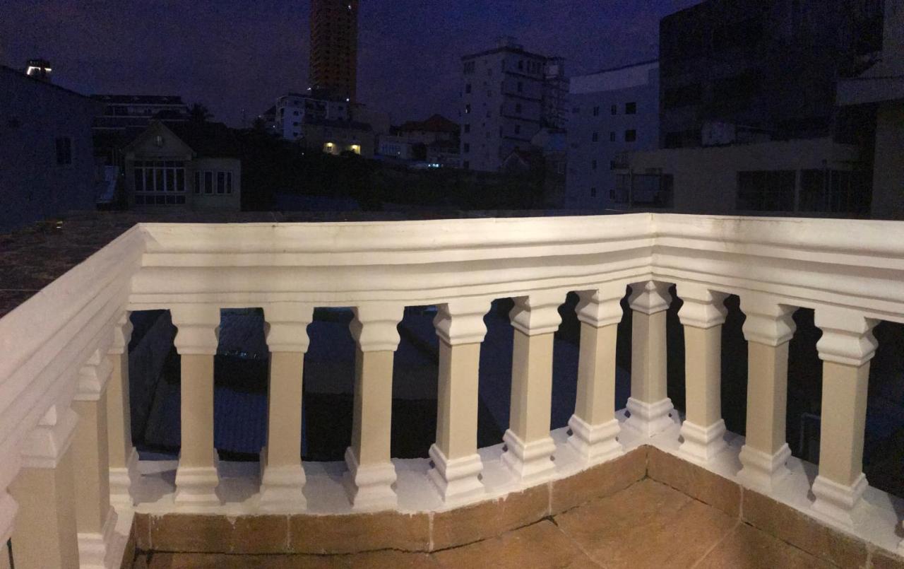 Lk Apartment & Hotel Σίχανουκβιλ Εξωτερικό φωτογραφία